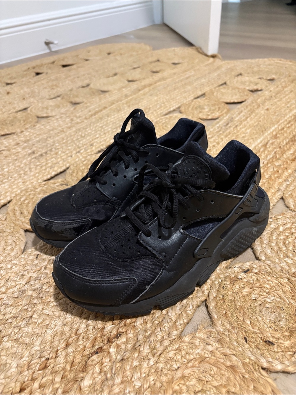 Nike All-Black Men's Casual Sneakers